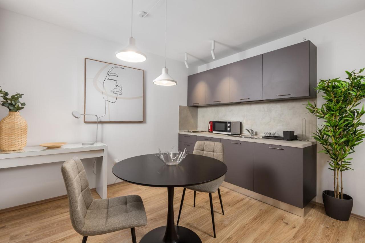 Apartment Main Street 2